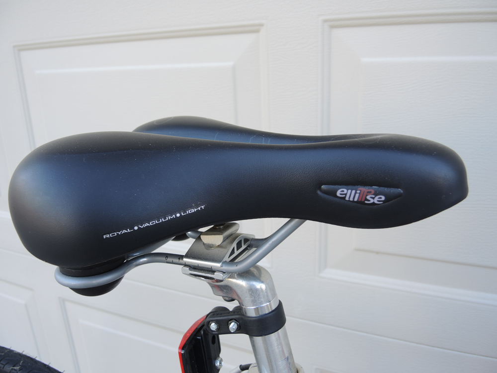 Mens 19" Red Jamis Coda Sport Hybrid Bike