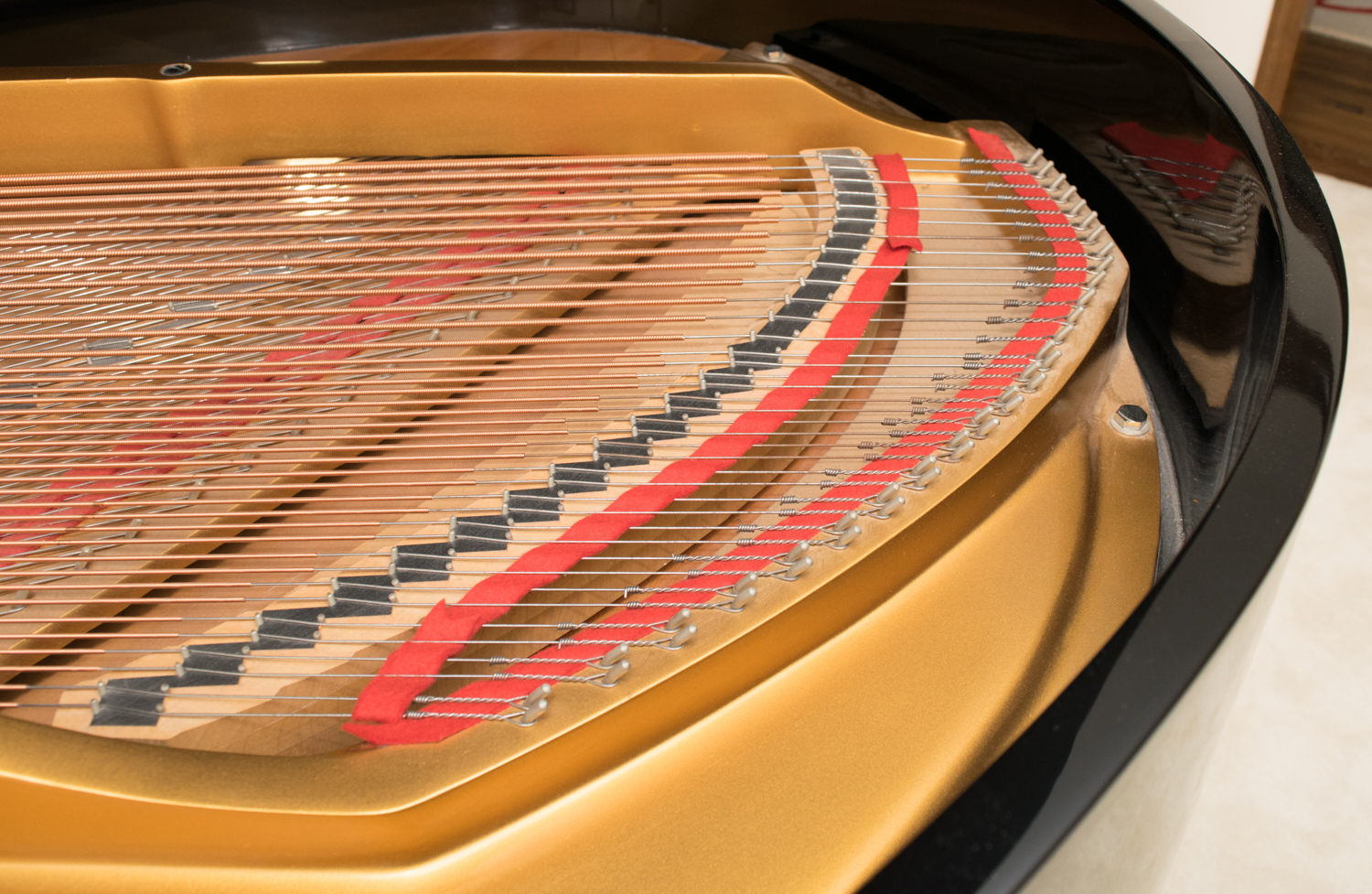 Stunning Young Chang Polished Ebony G-185 Grand Piano