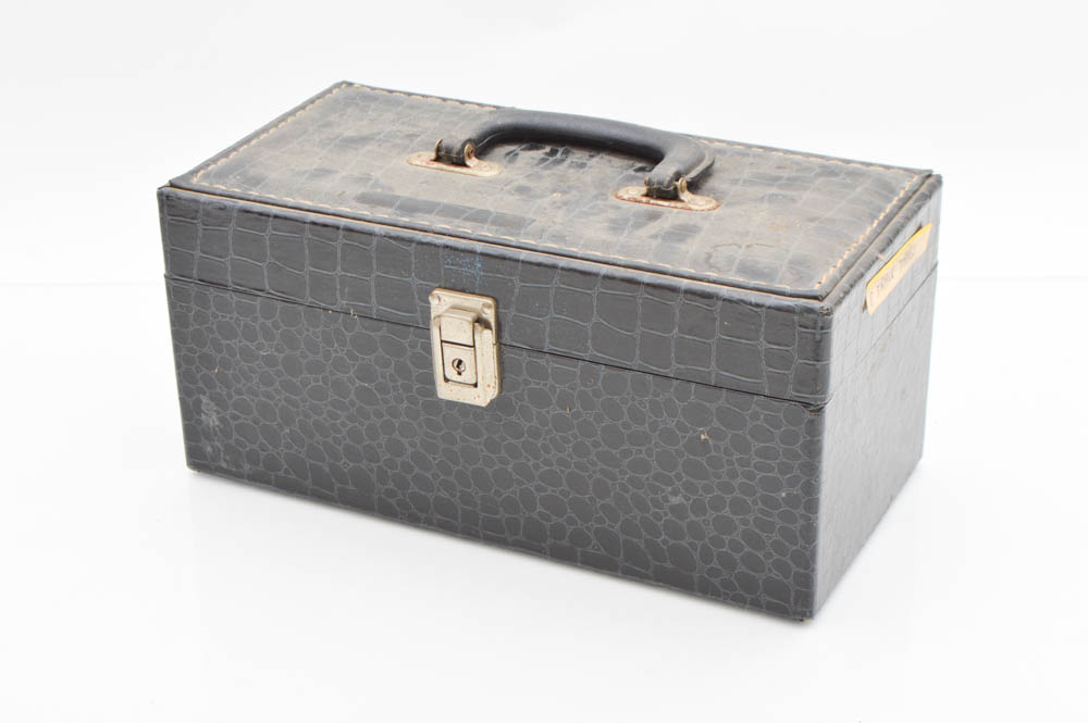 Akai Reel-to-Reel Recorder With Reel and 8-Track Tapes