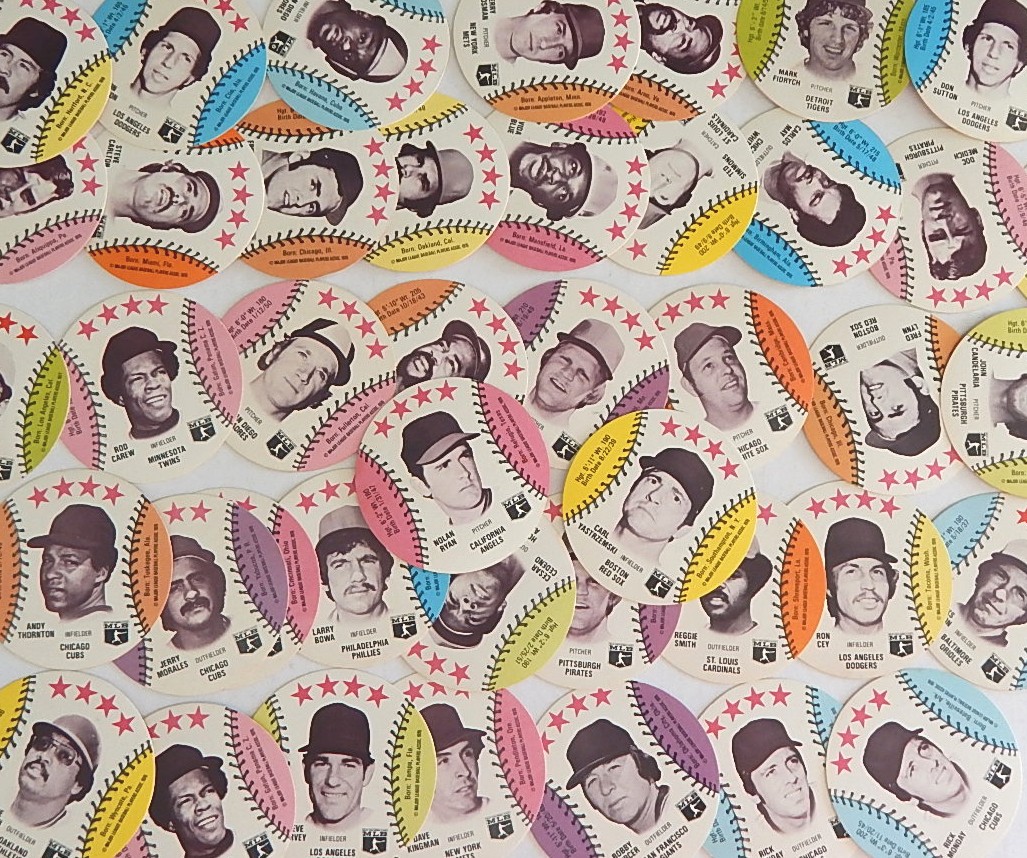 43 - 1976 Round Dairy Isle Disc Baseball Cards