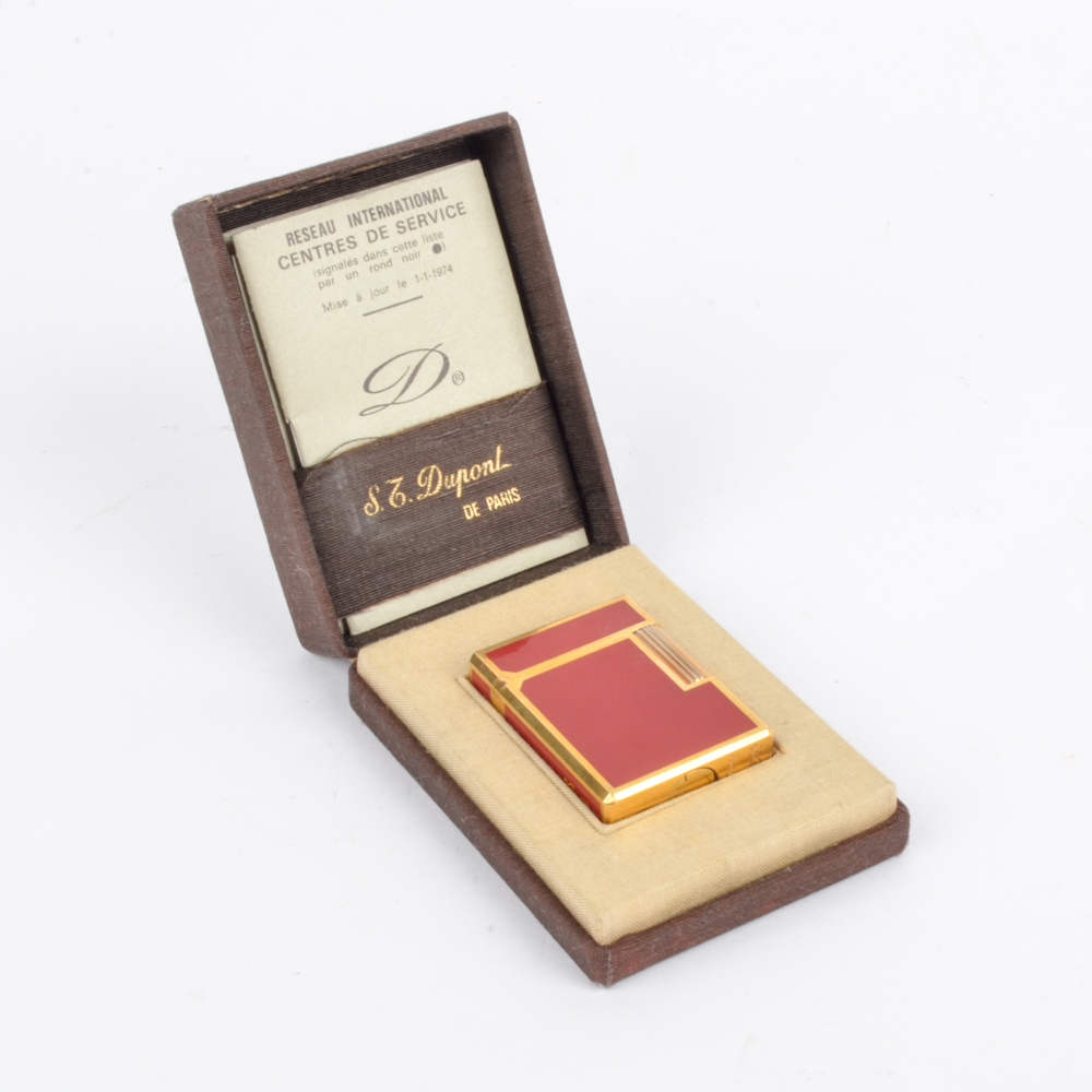 Vintage S. T. Dupont Lighter