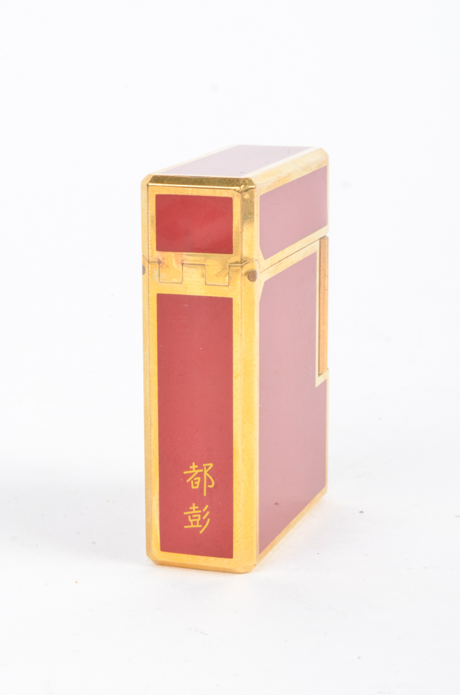 Vintage S. T. Dupont Lighter