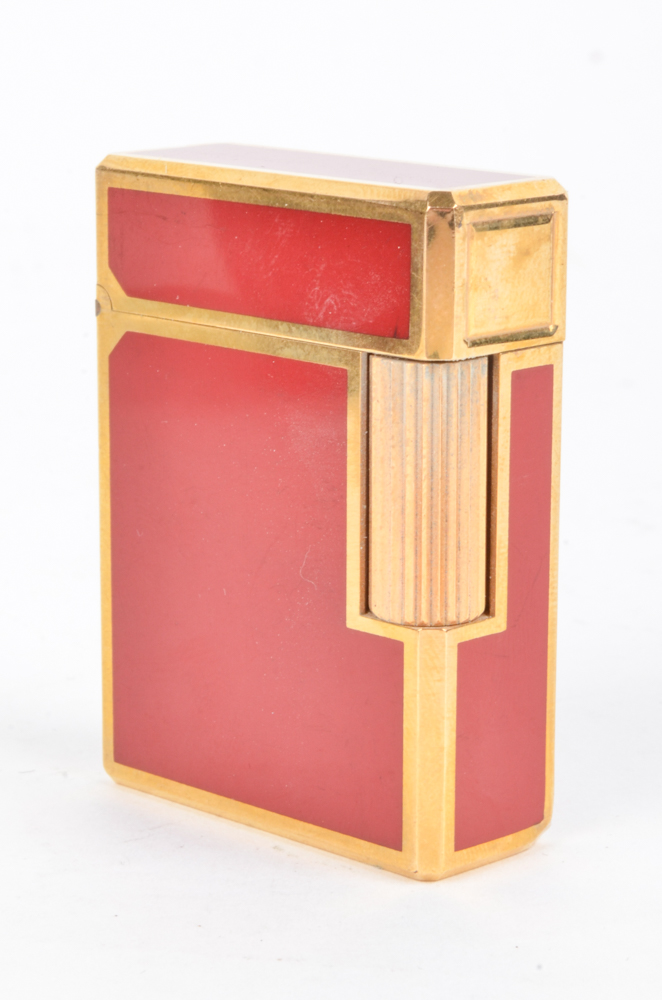 Vintage S. T. Dupont Lighter