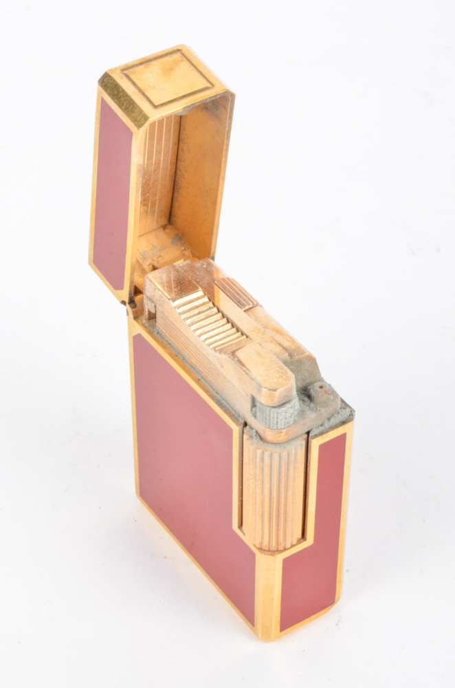 Vintage S. T. Dupont Lighter