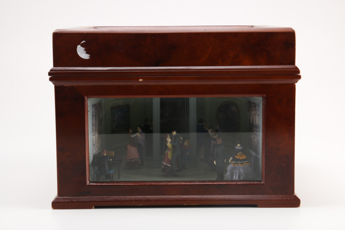 Mr. Christmas Music Box with Ballroom Dancers and Discs