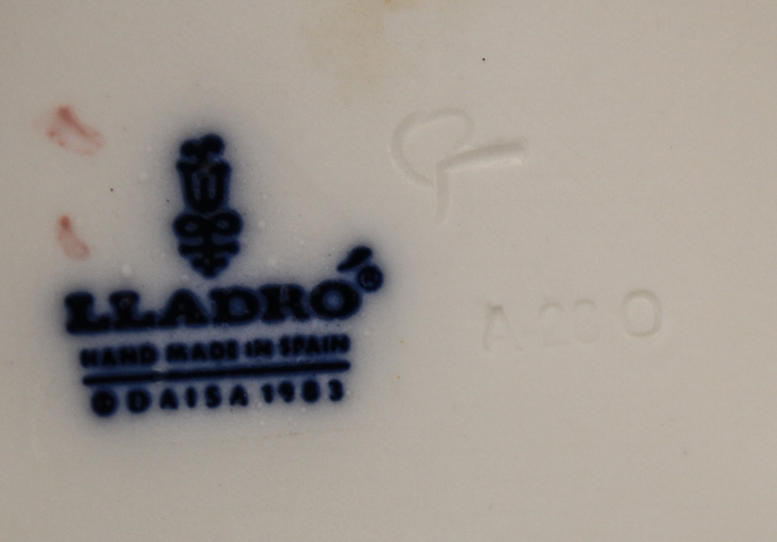 1983 Lladro Swan Figurine