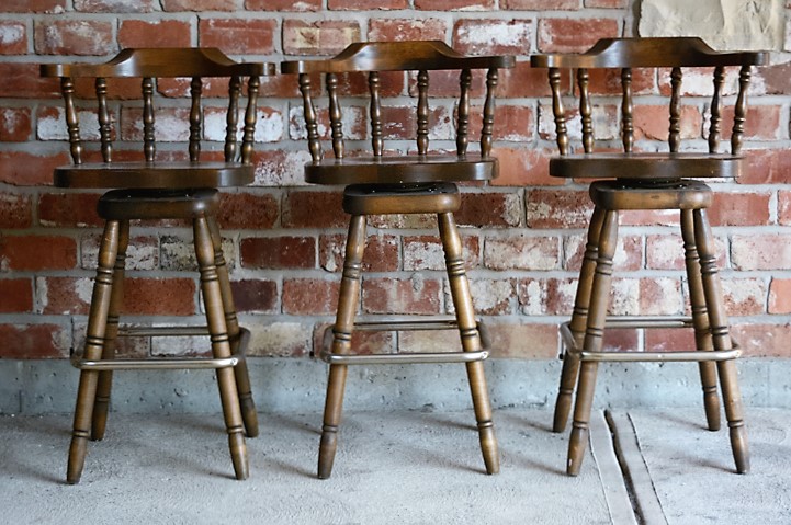 Captain's Mate Swivel Bar Stools