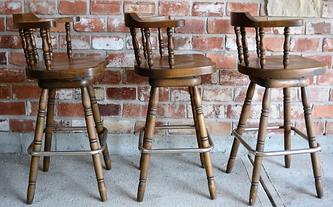 Captain's Mate Swivel Bar Stools