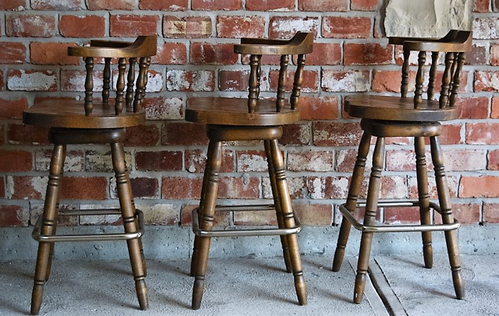 Captain's Mate Swivel Bar Stools