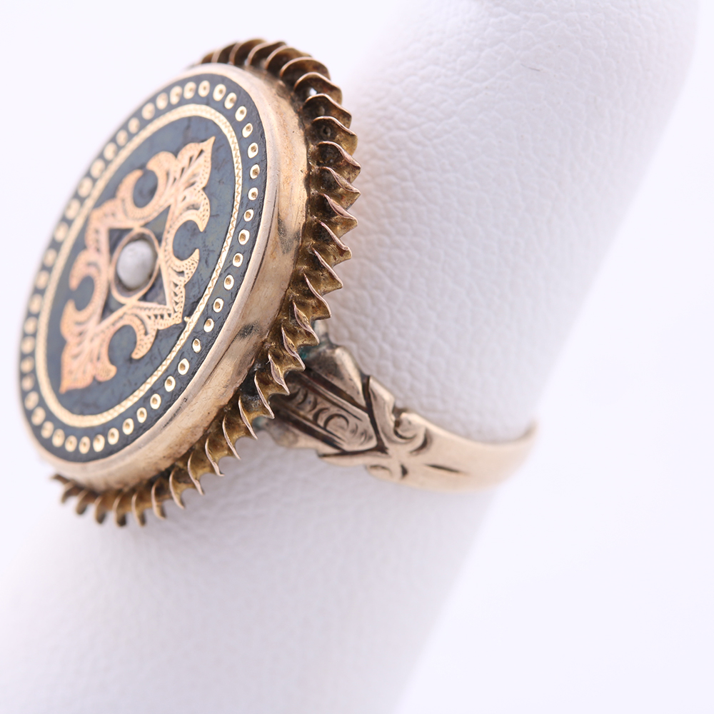8K Yellow Gold Tughra Style Ring