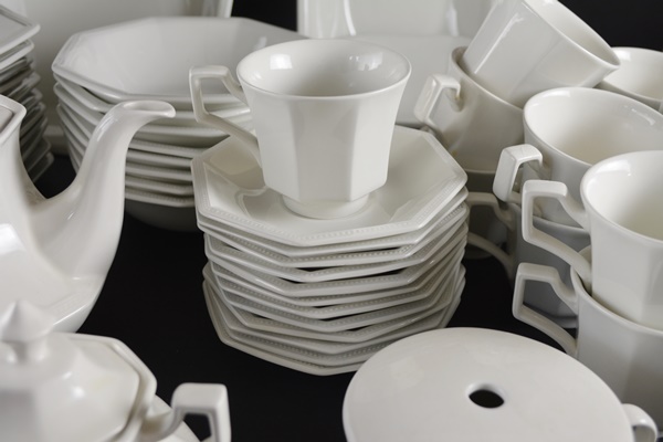 Johnson Bros. Ironstone "Heritage White" Dinnerware, Set of Eight