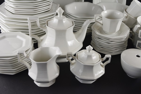 Johnson Bros. Ironstone "Heritage White" Dinnerware, Set of Eight