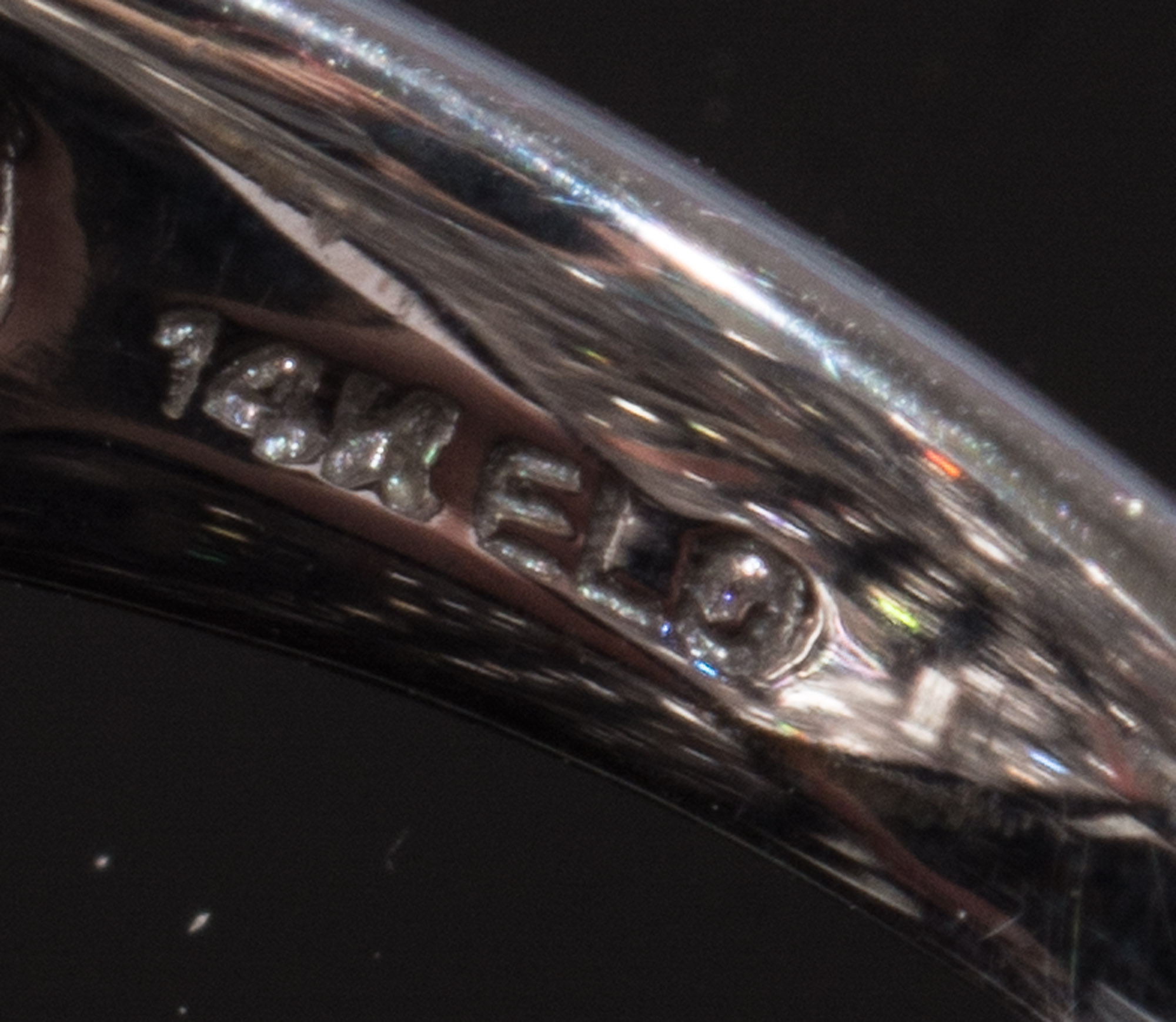 14K and 1.00 CTW Diamond Art Deco Ring