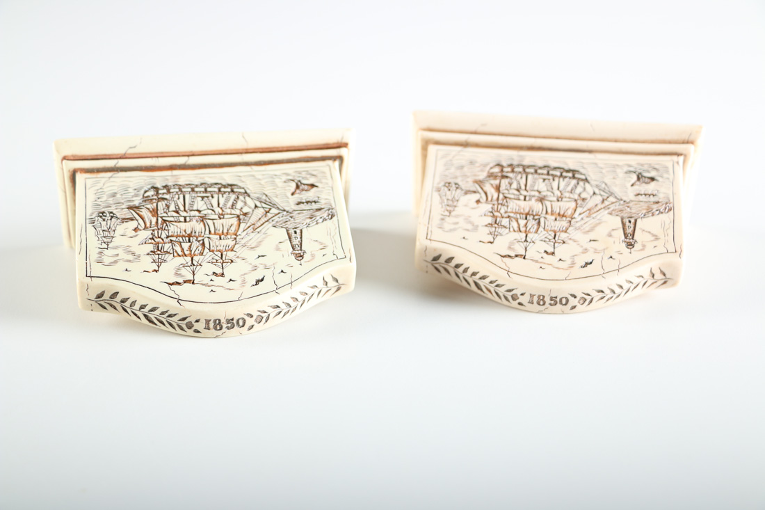 Ornate Ship Cardholder Set