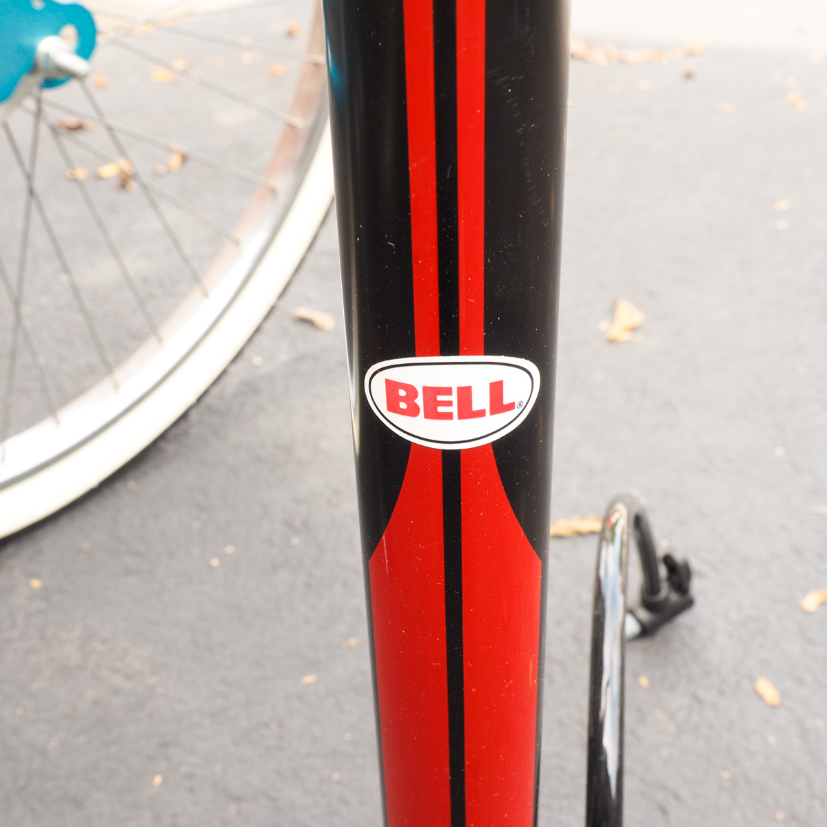 Murray Monterey Cruiser Bicycle and Bell Tire Pump