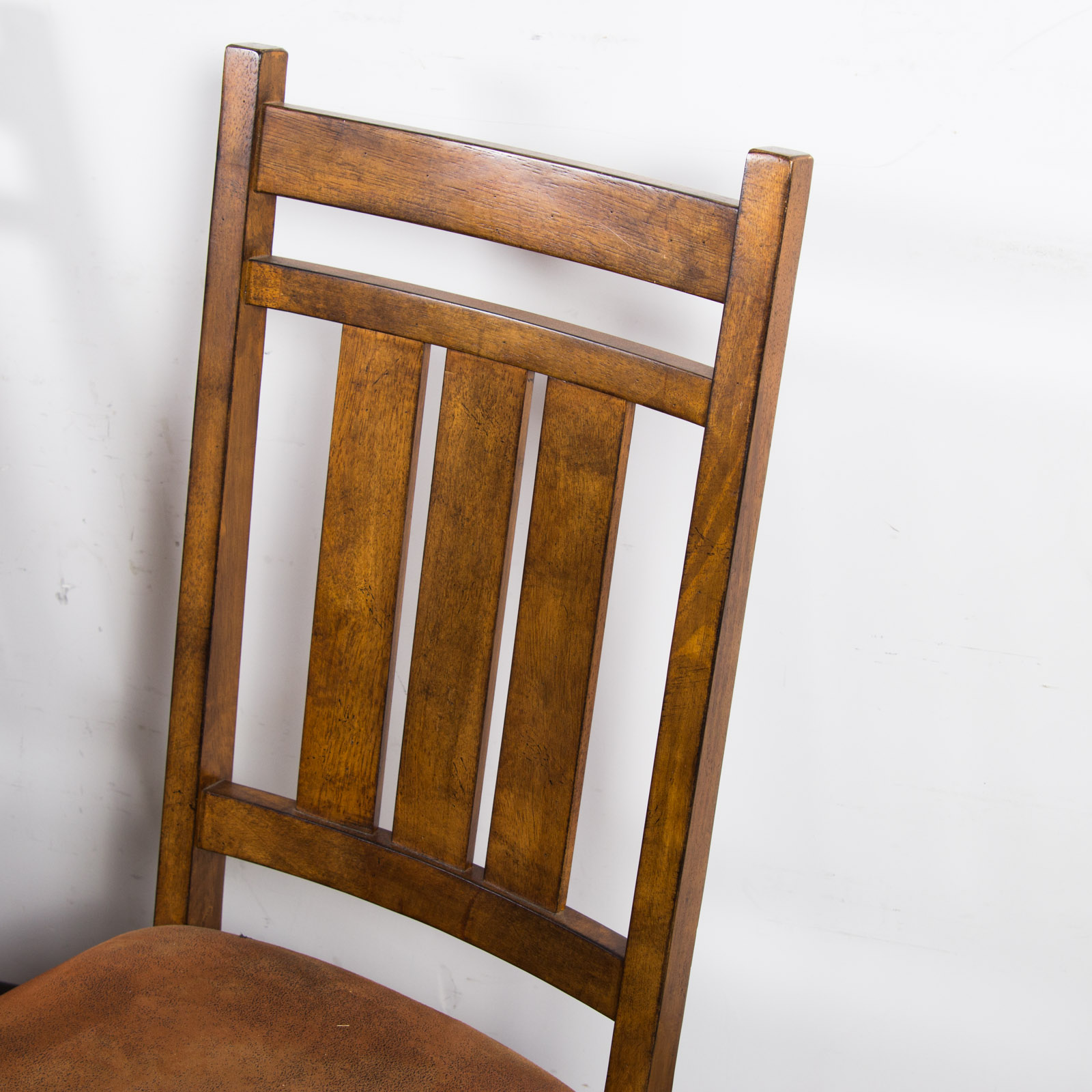 Elegant Microfiber Chairs