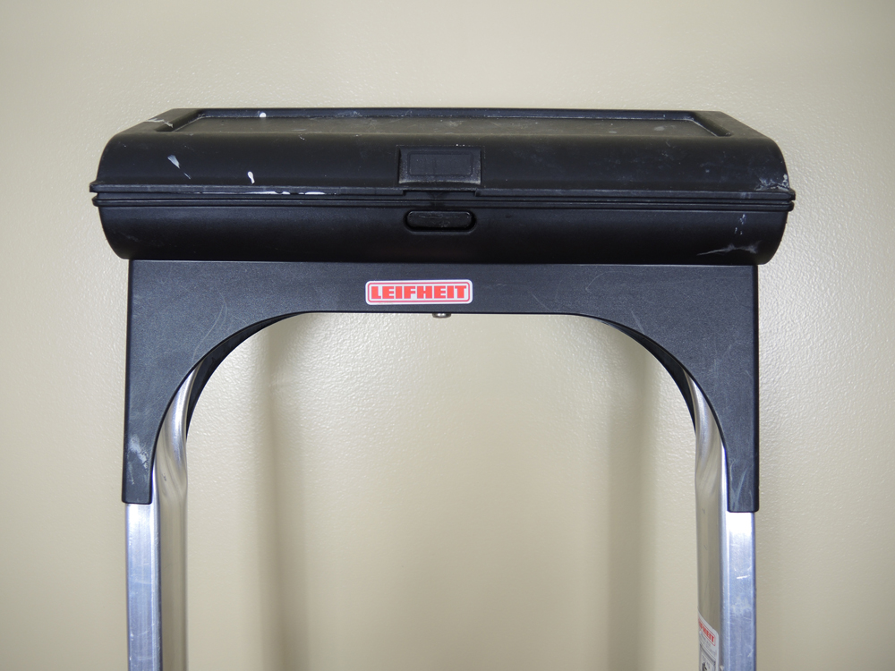 German LeifHeit 5' Aluminum Step Ladder