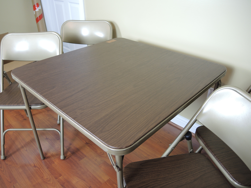Vintage Samsonite Card Table and Folding Chairs