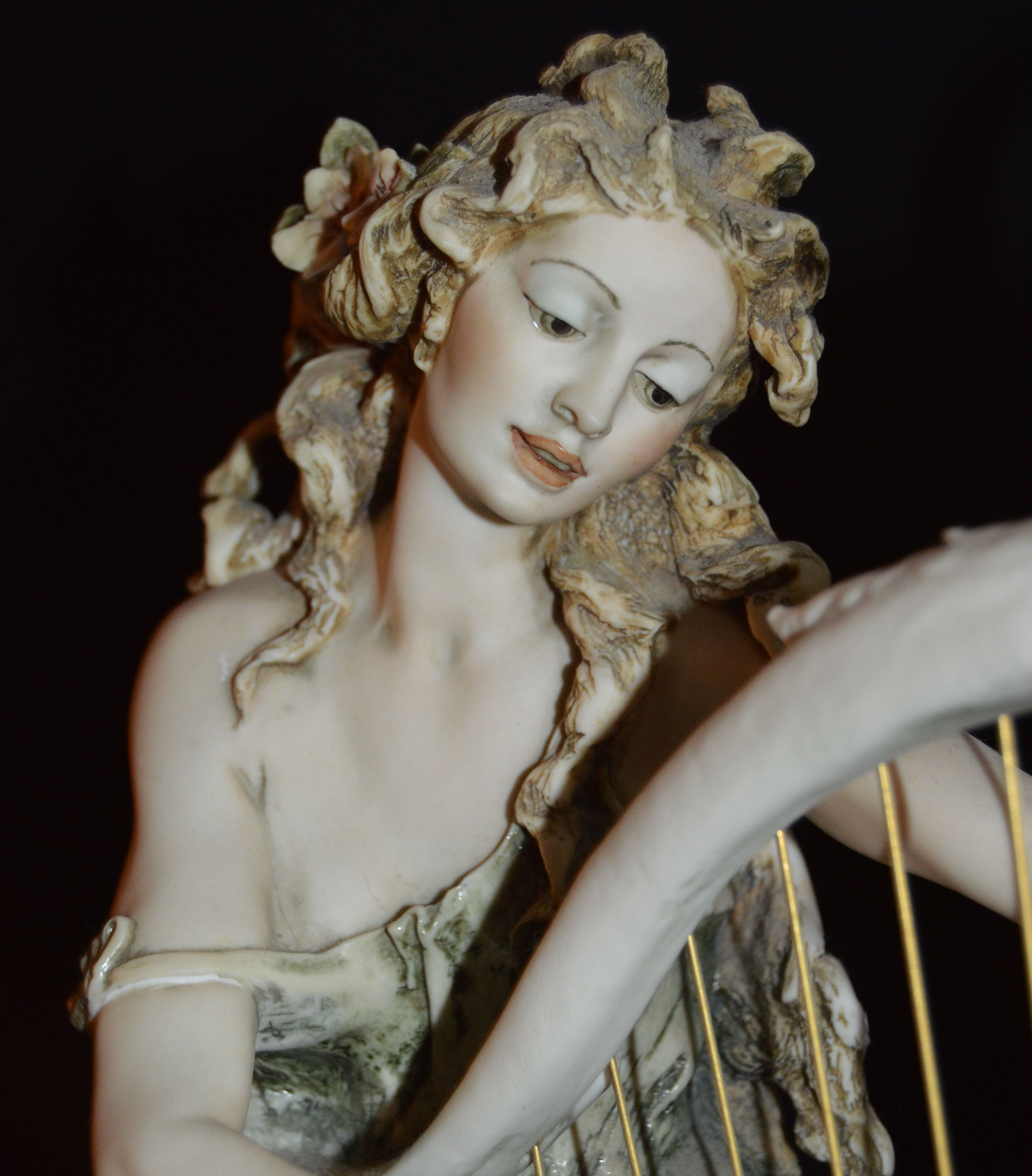 Giuseppe Armani Angelica Playing Harp Sculpture