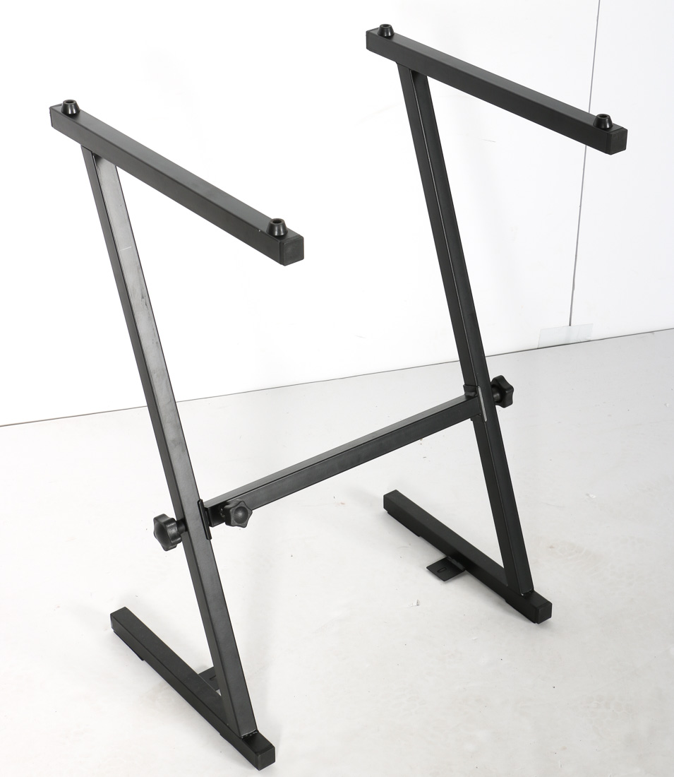 Yamaha DJX Electronic Keyboard With Stand