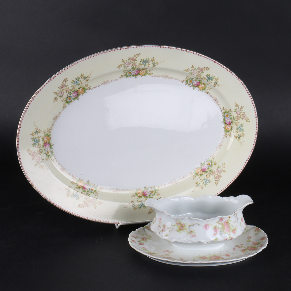 Marlboro Gravy Boat and Meito China Serving Platter