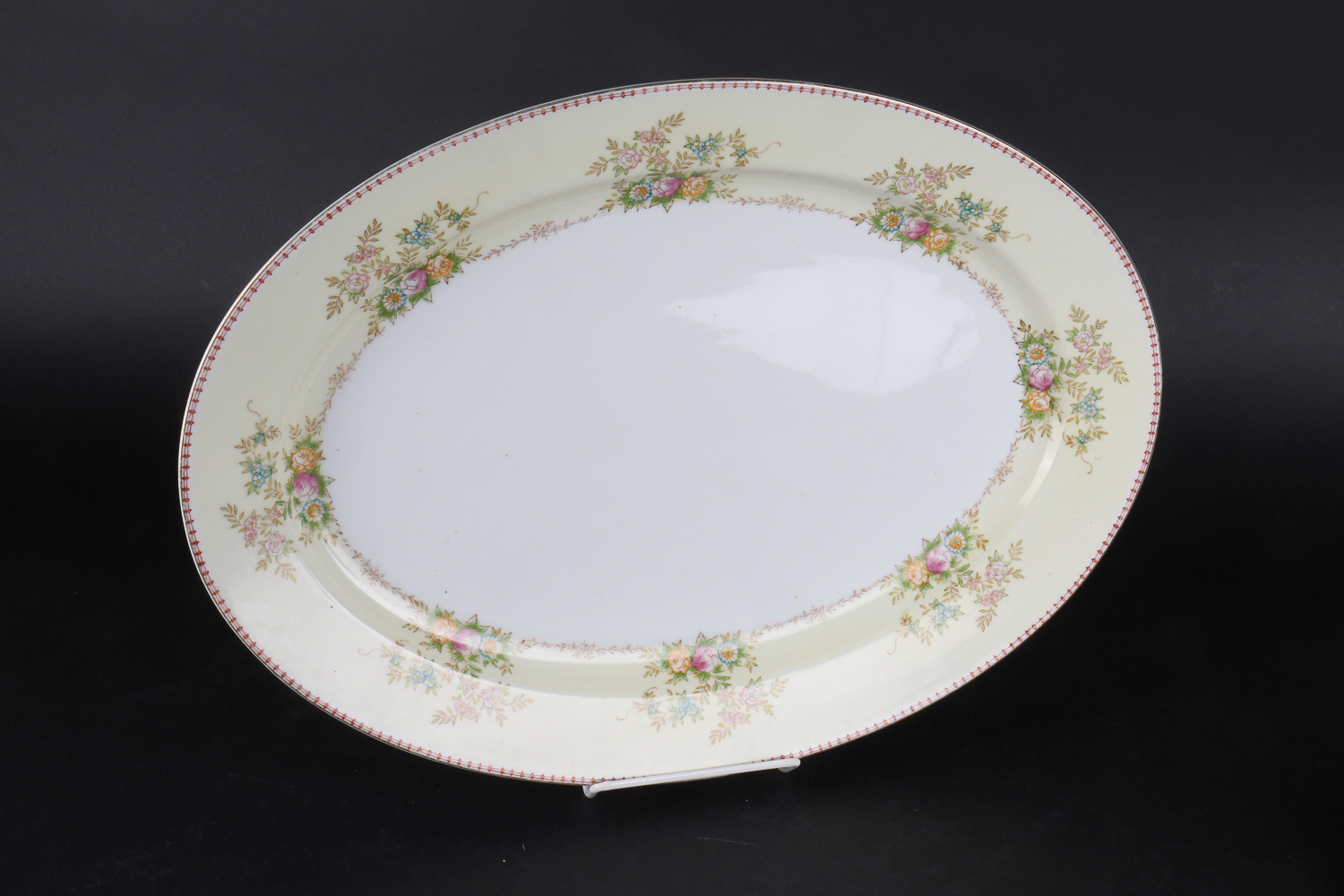 Marlboro Gravy Boat and Meito China Serving Platter
