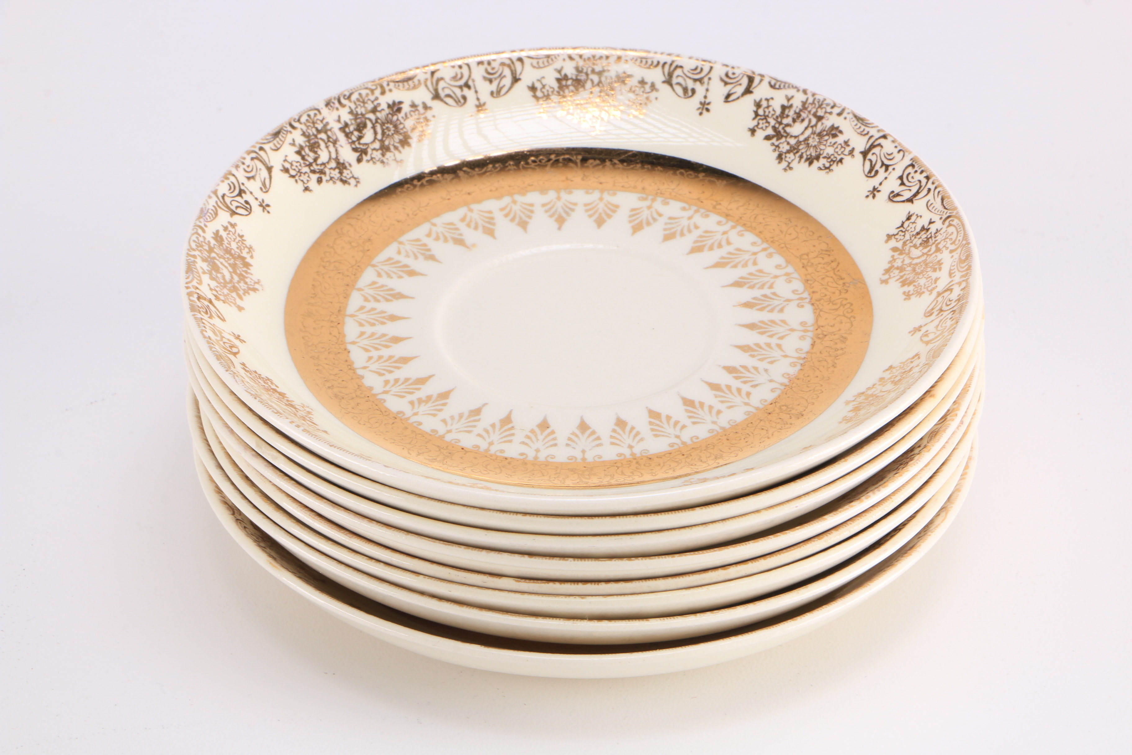 1945 Homer Laughlin "Eggshell Nautilus" China