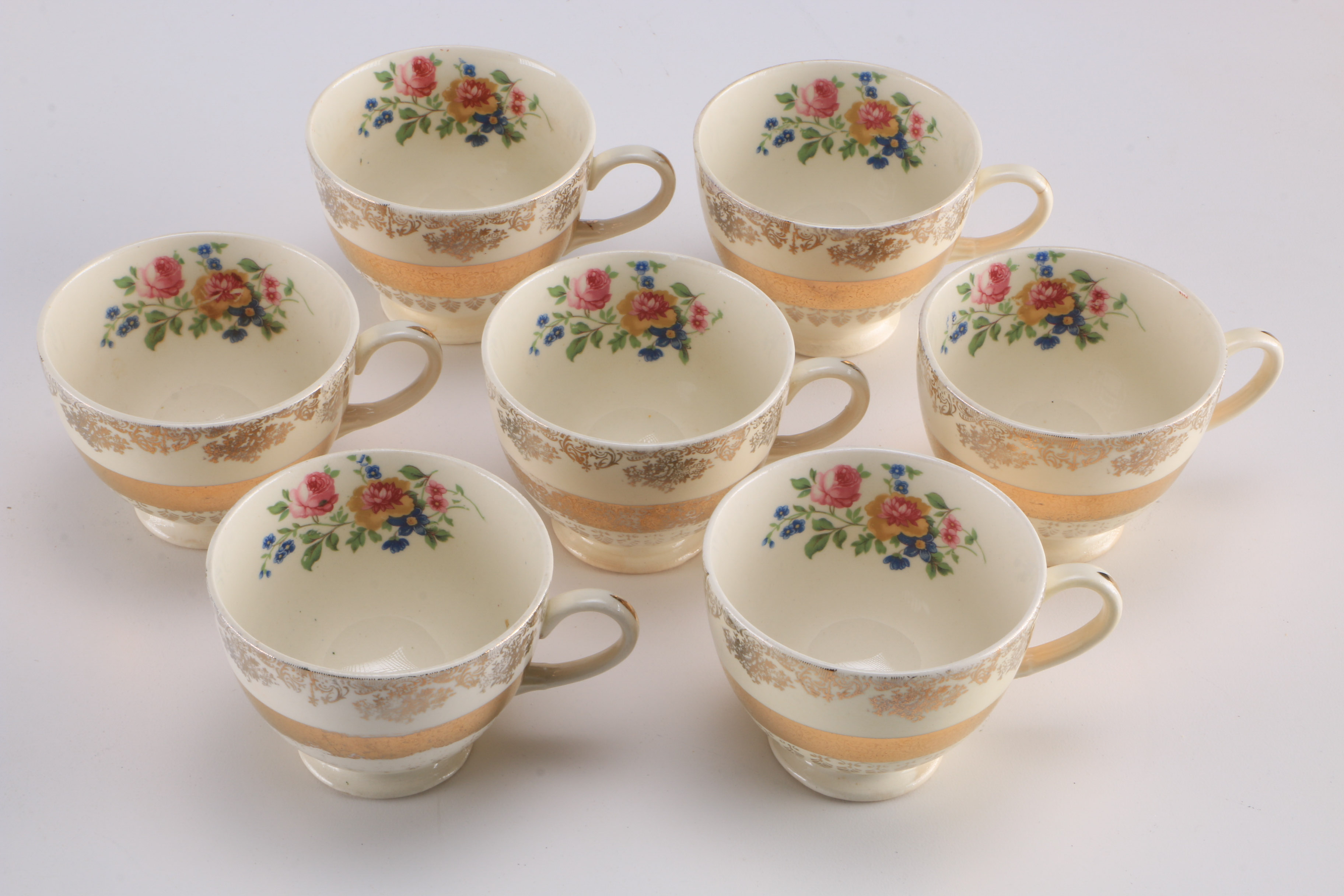 1945 Homer Laughlin "Eggshell Nautilus" China