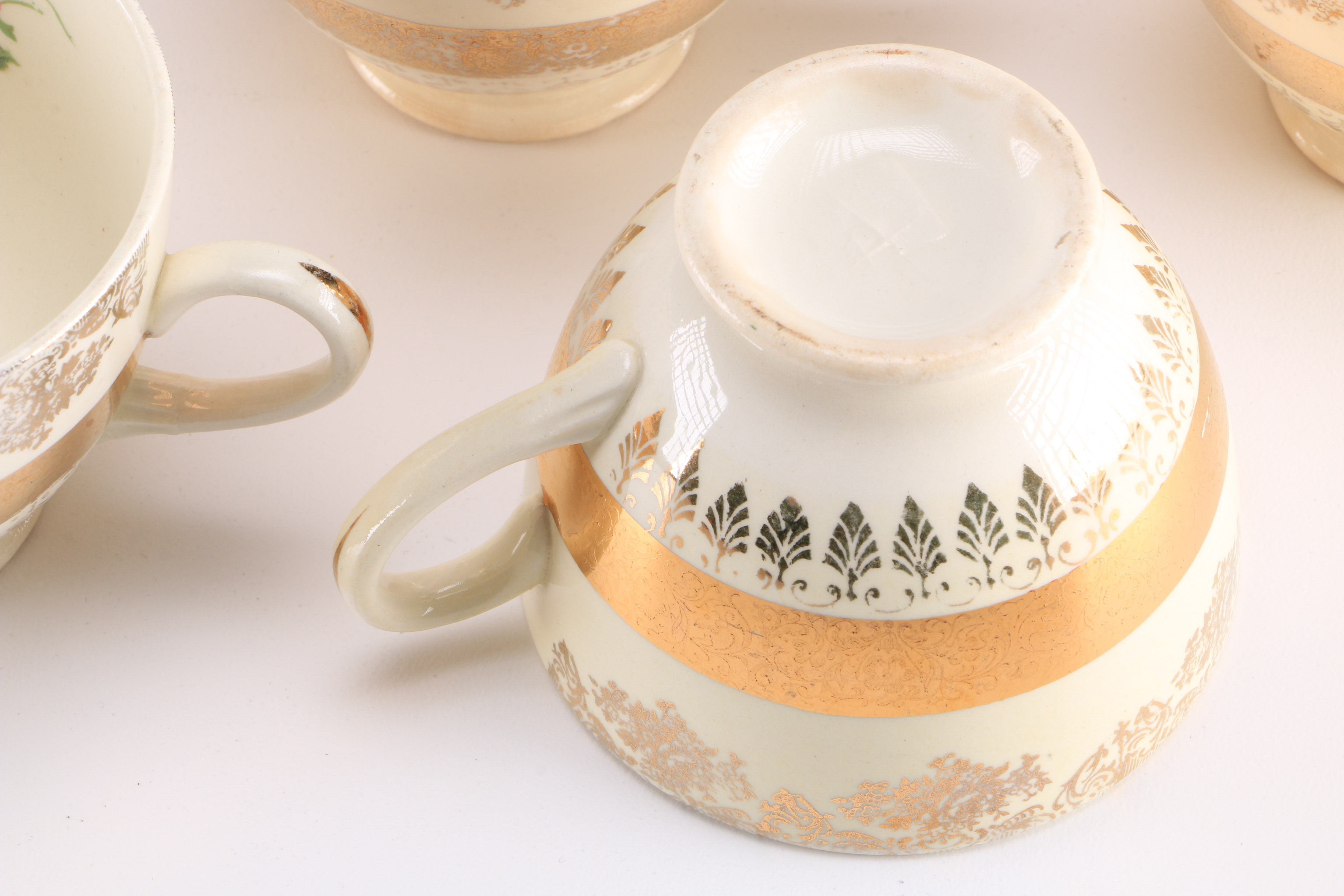 1945 Homer Laughlin "Eggshell Nautilus" China