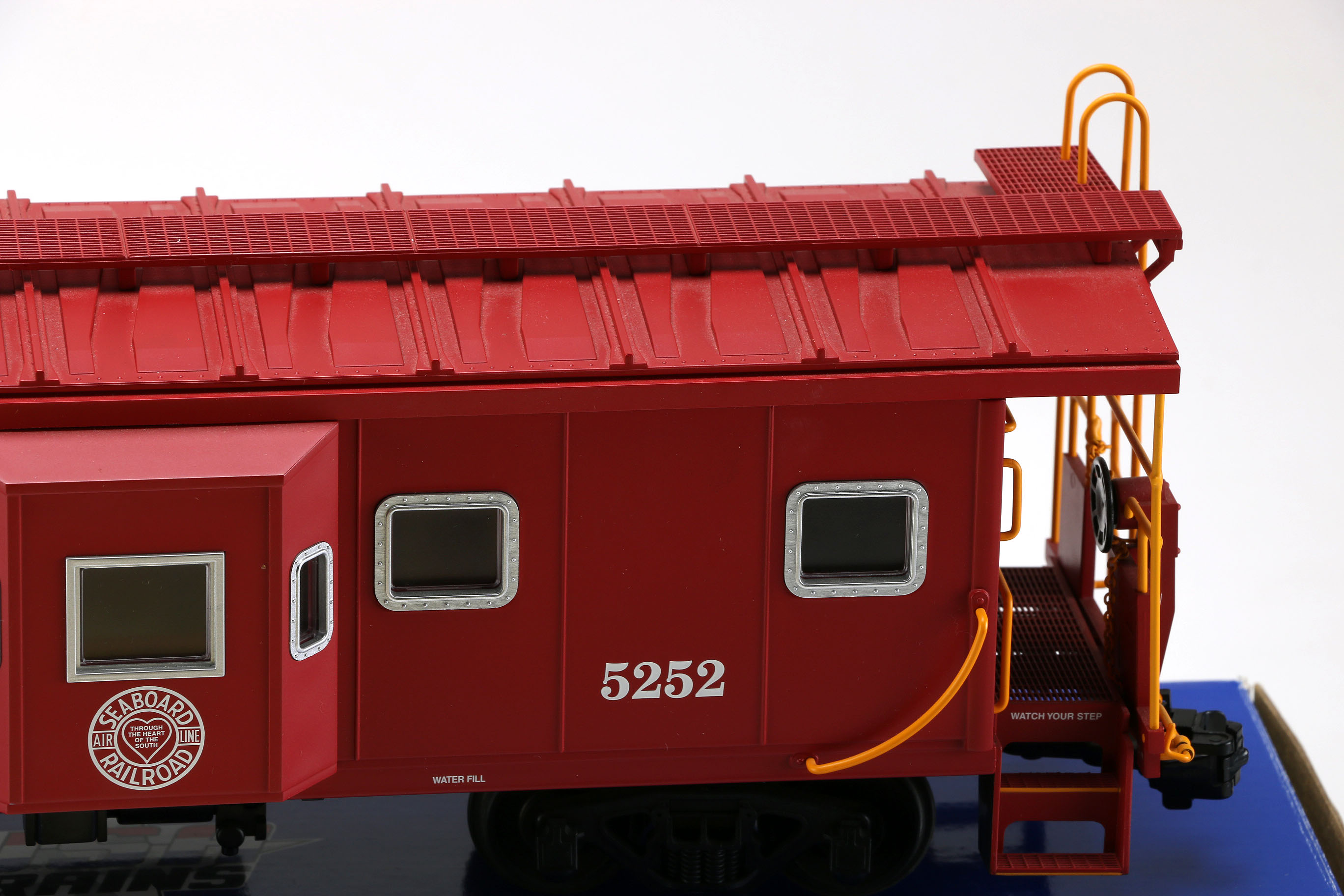 G-Gauge Usa Trains Seaboard Bay Window Caboose