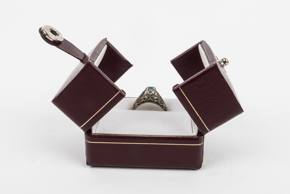 18K White Gold and Blue Topaz Ring