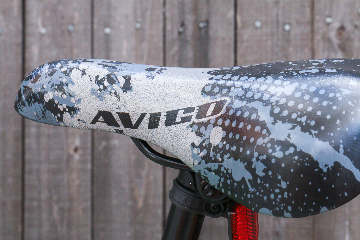 Avigo Assault Revolution Boys' 21-Speed Bike