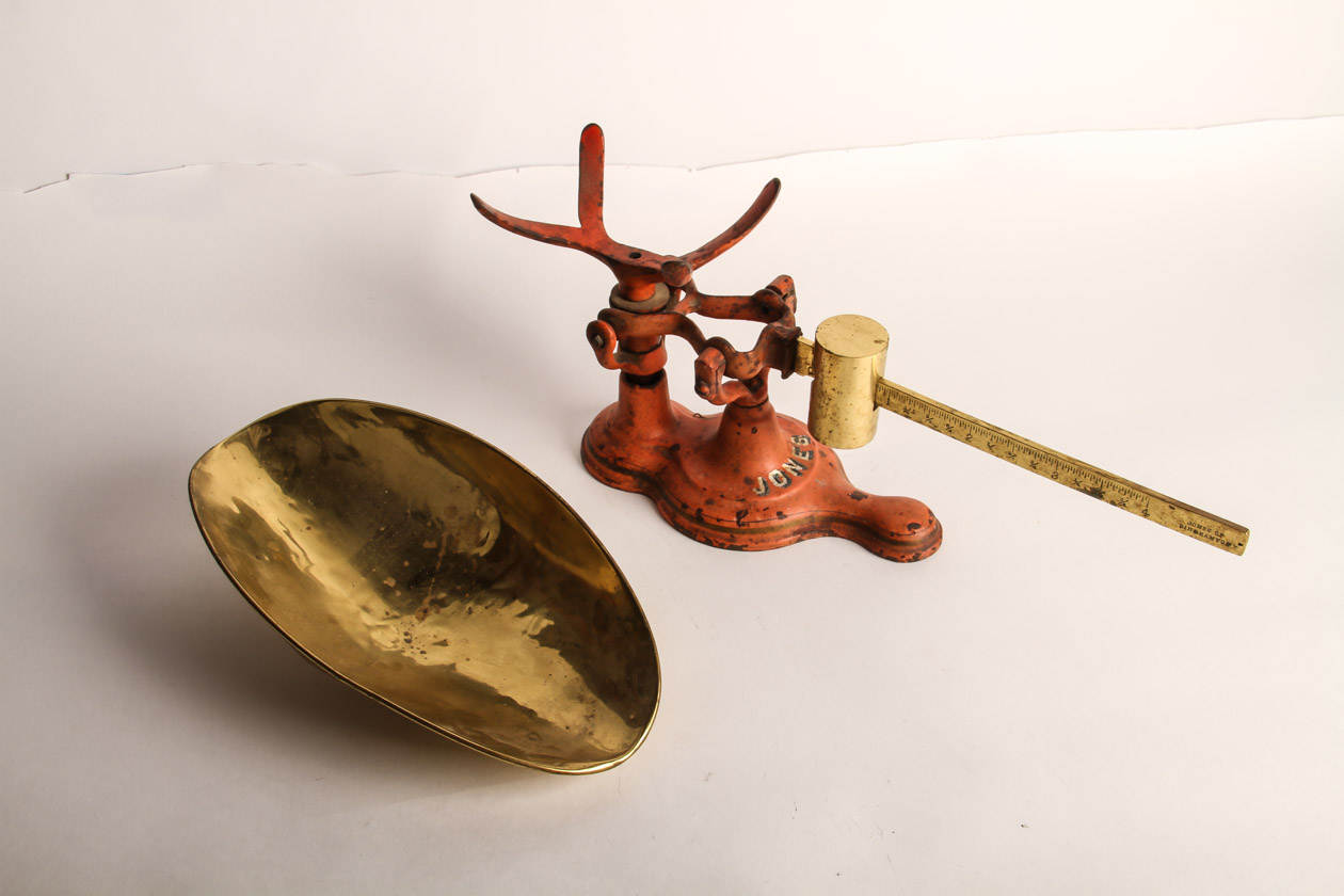 Antique Jones of Binghamton Scale