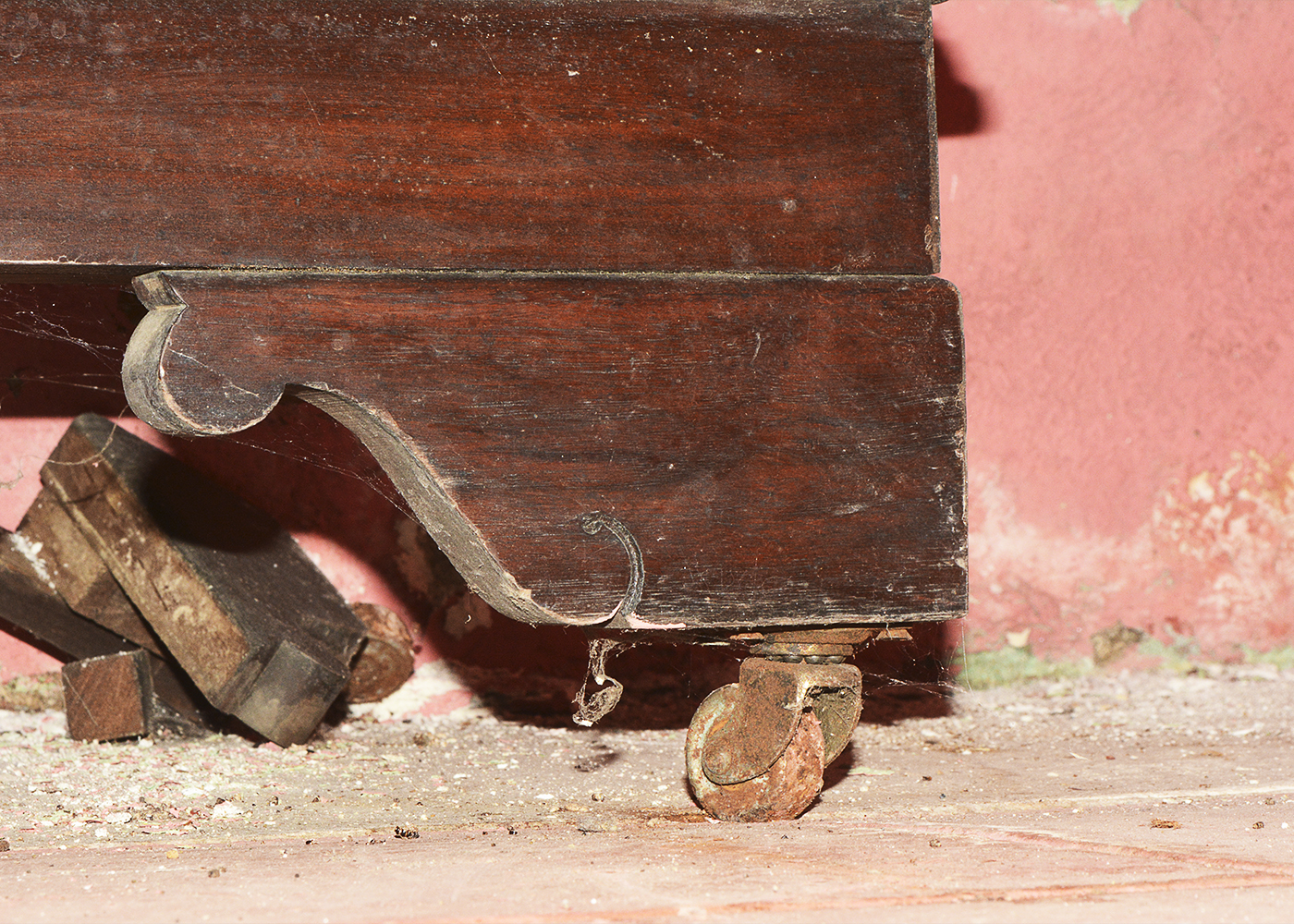 Early 20th Century Jacobean Style Buffet