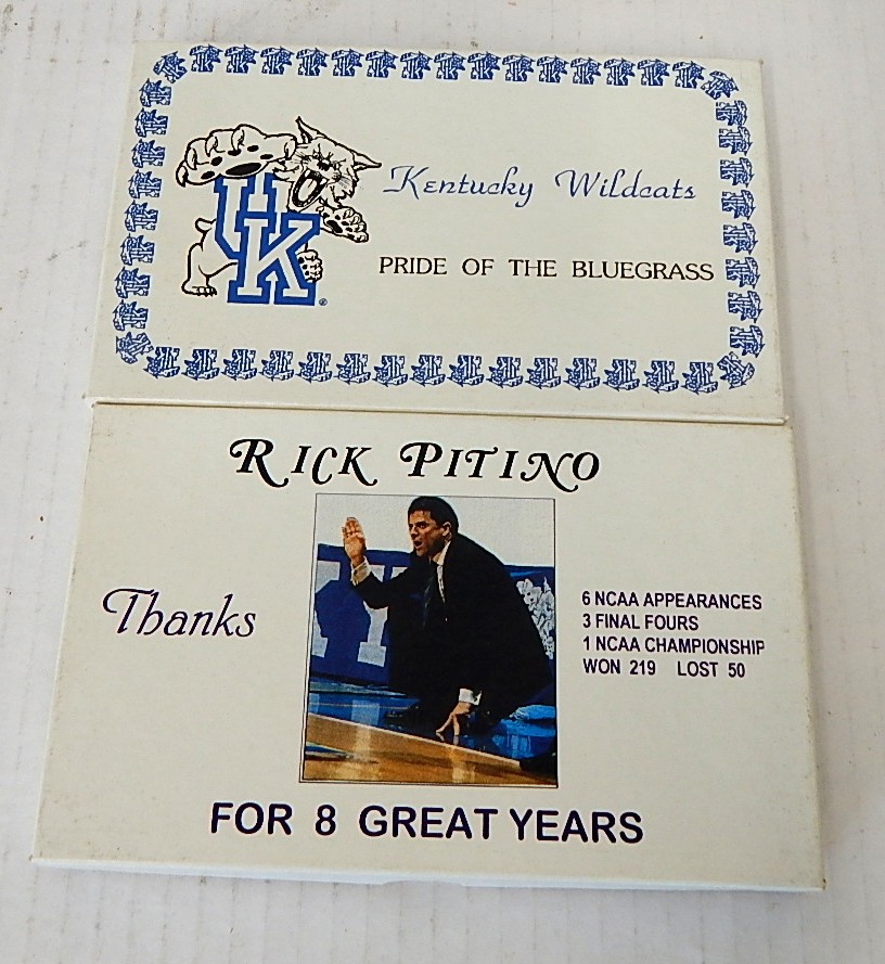 Two Collector's Series Knives - UK Kentucky Wildcats, Pitino