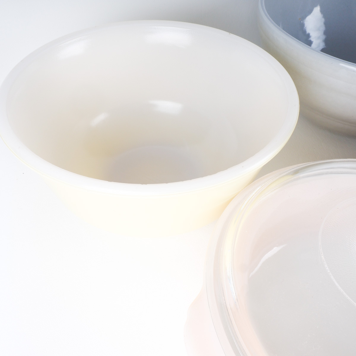 Vintage Cookware from Pyrex and Anchor Hocking