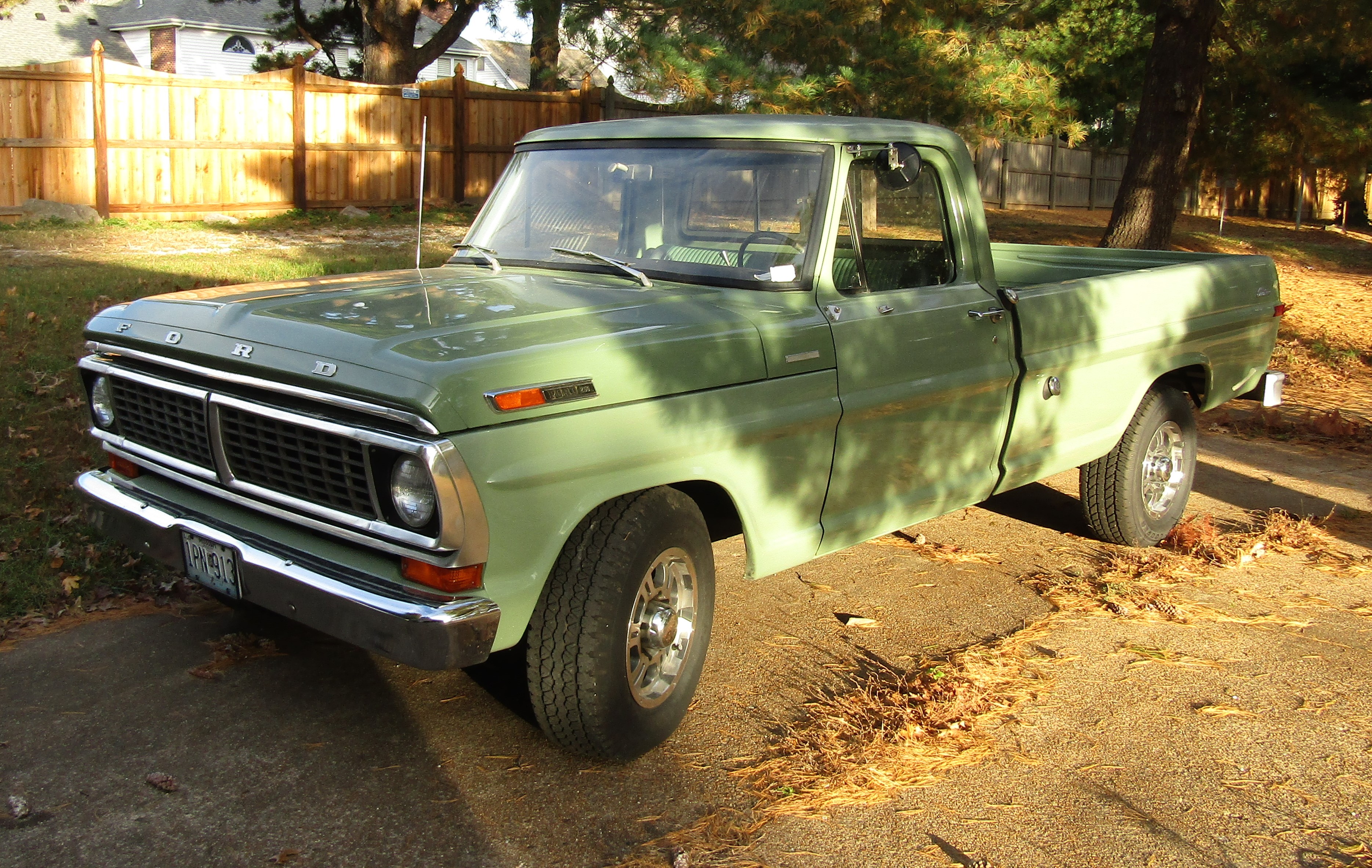 1970 Ford 250 Camper Special