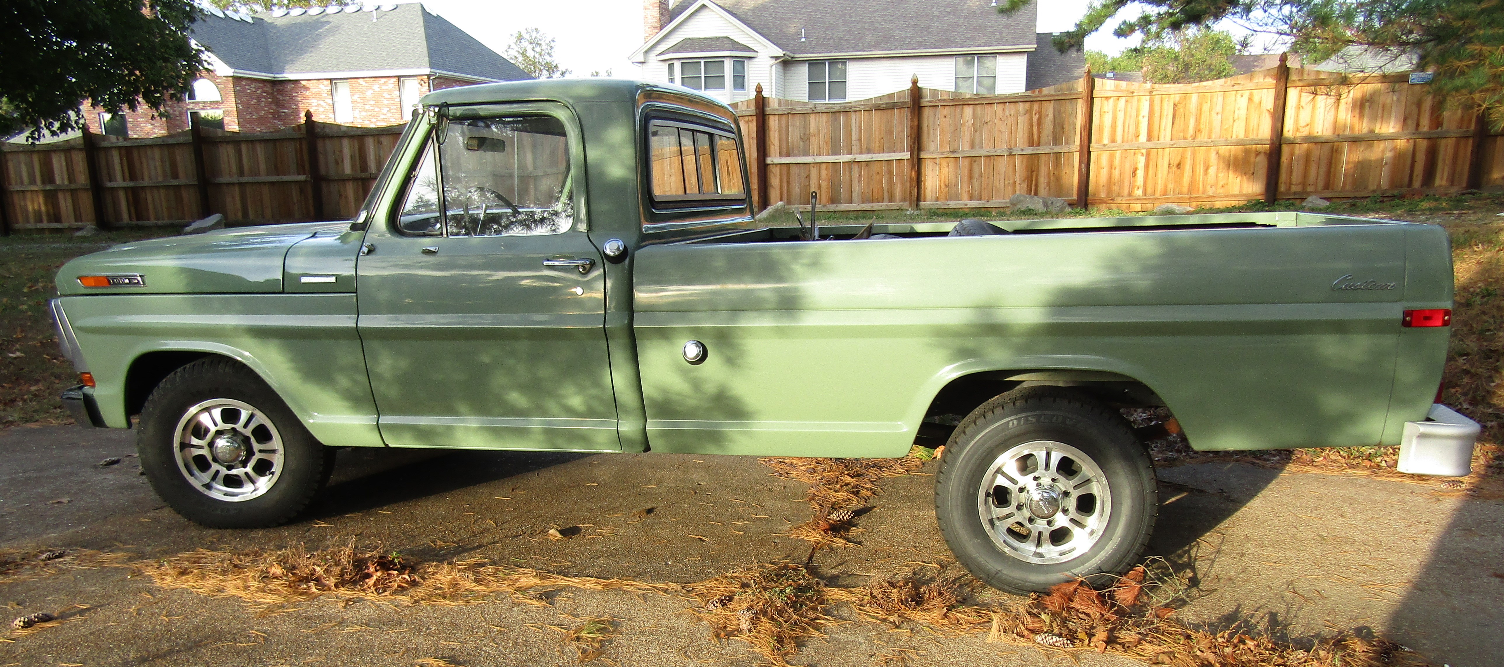 1970 Ford 250 Camper Special