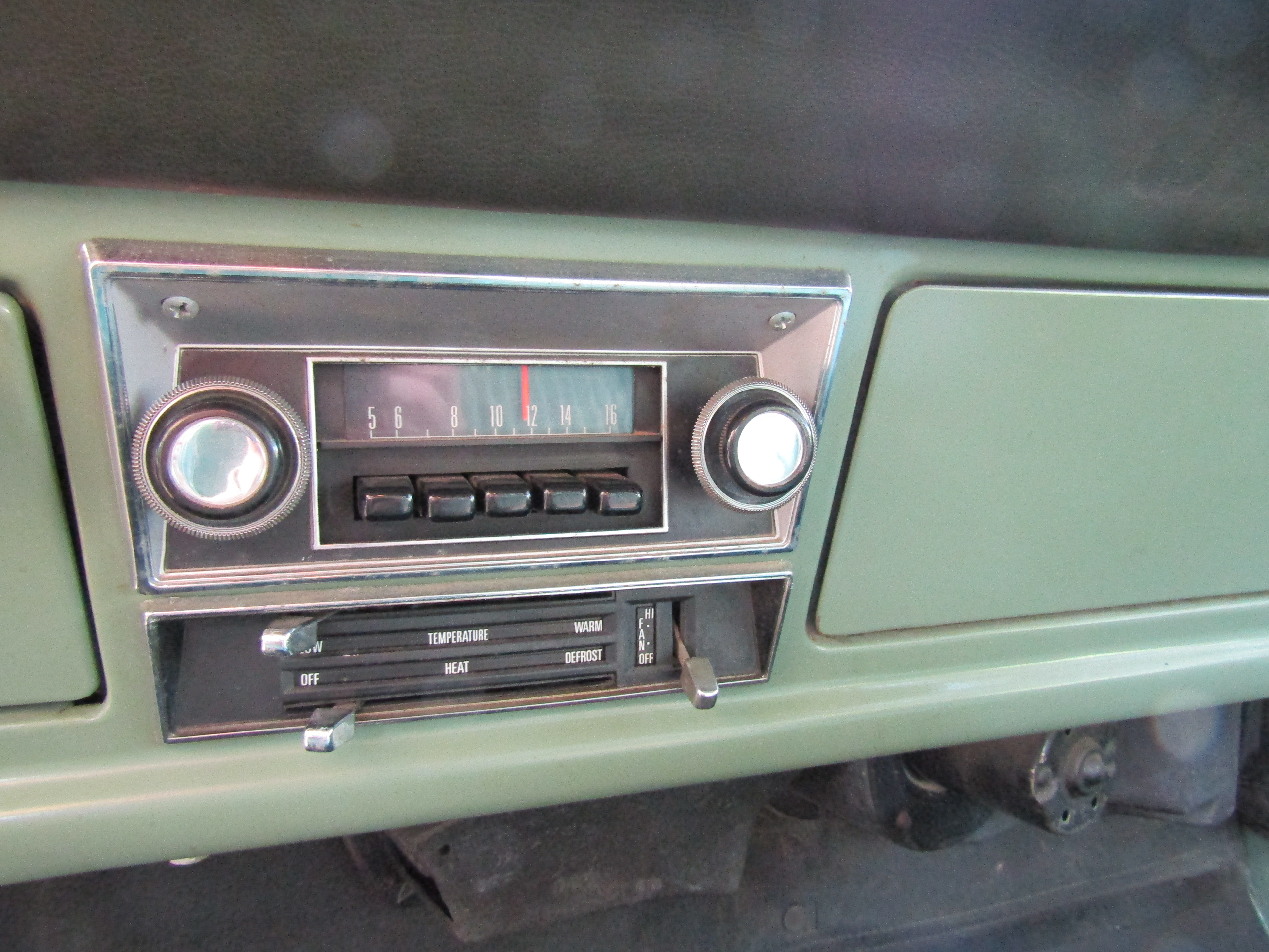 1970 Ford 250 Camper Special