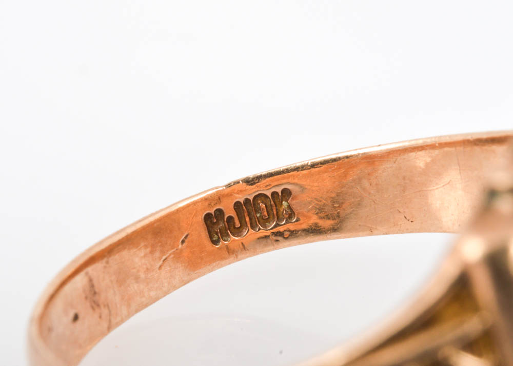 1942 10K Yellow Gold Class Ring
