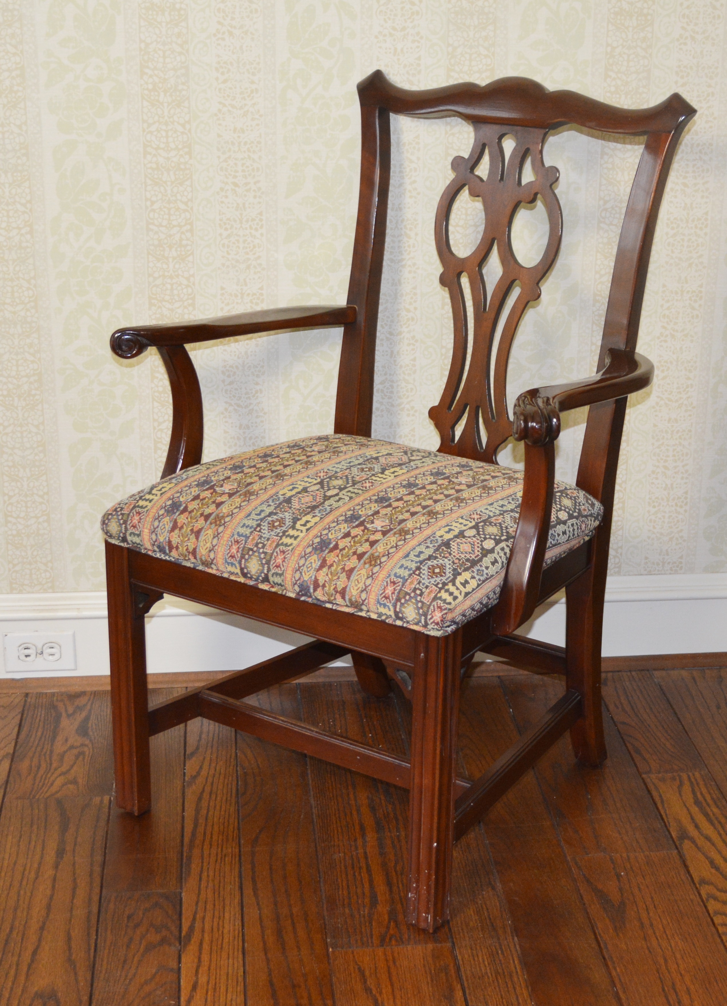 Ethan Allen Chippendale Style Dining Room Chairs