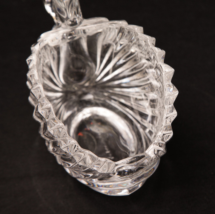 Gloria Vanderbilt Crystal Swan Vase