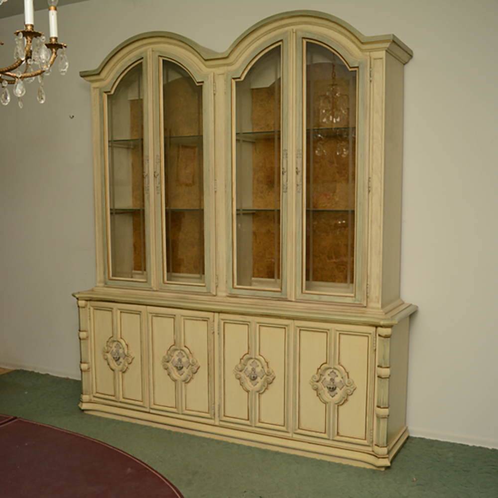 Vintage Stanley Furniture Blonde Finish China Cabinet