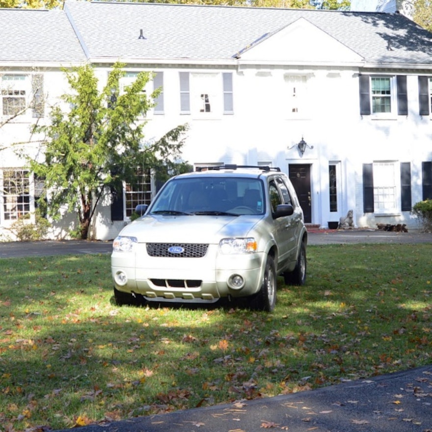 2005 Ford Escape Limited Compact SUV