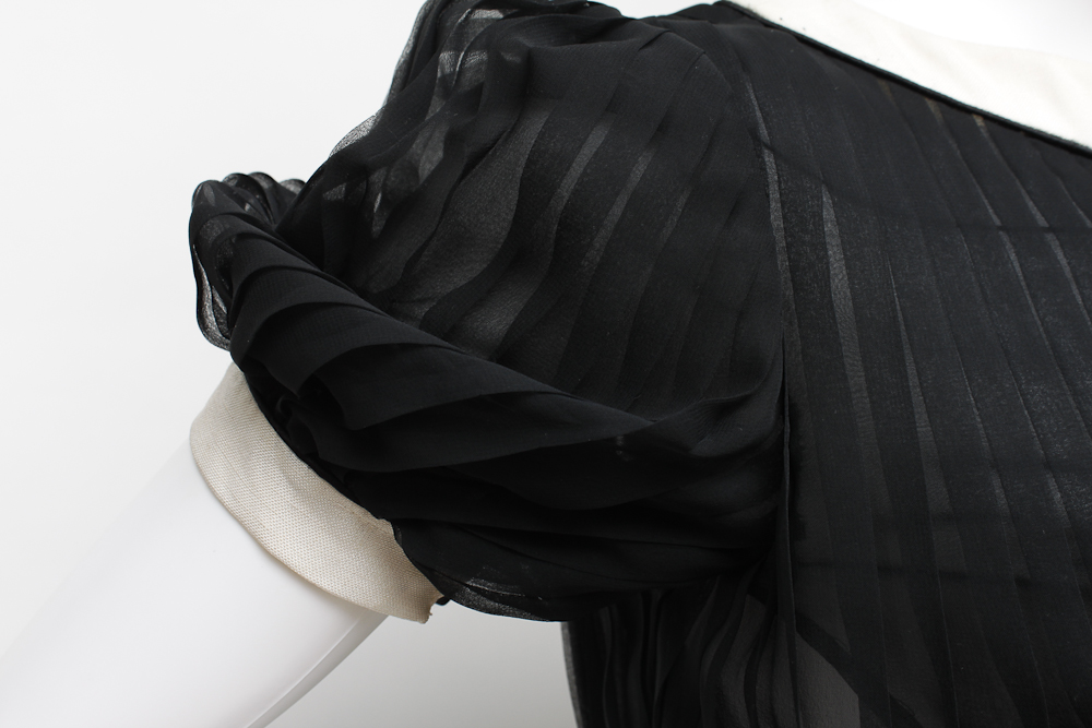 Vintage 1940's Silk Mary McFadden Pleated Couture Dress