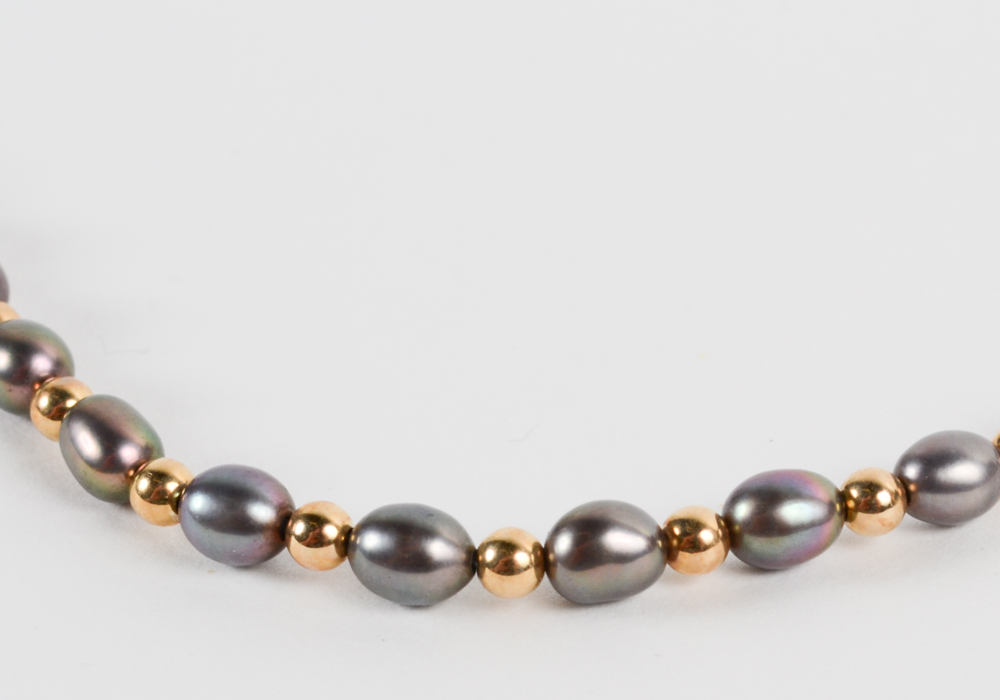 Dyed Freshwater Pearl and 14K Gold Bracelet