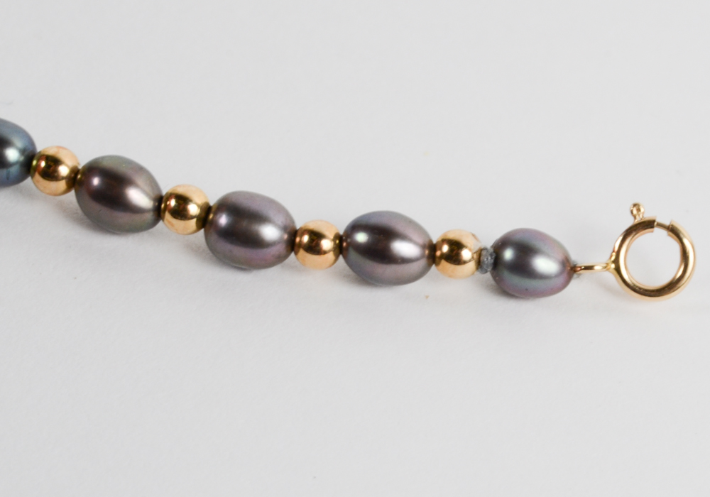 Dyed Freshwater Pearl and 14K Gold Bracelet