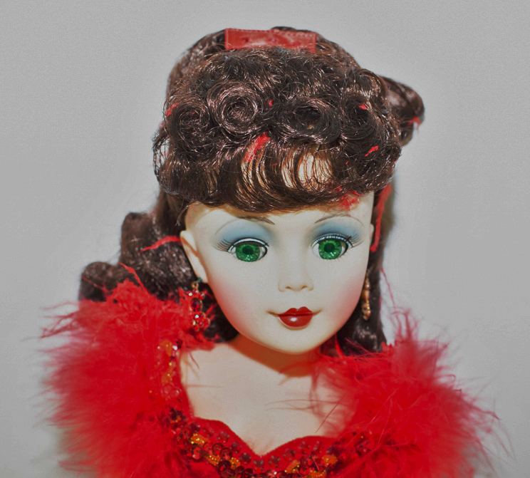 Madame Alexander "Scarlett" Doll (#2253)