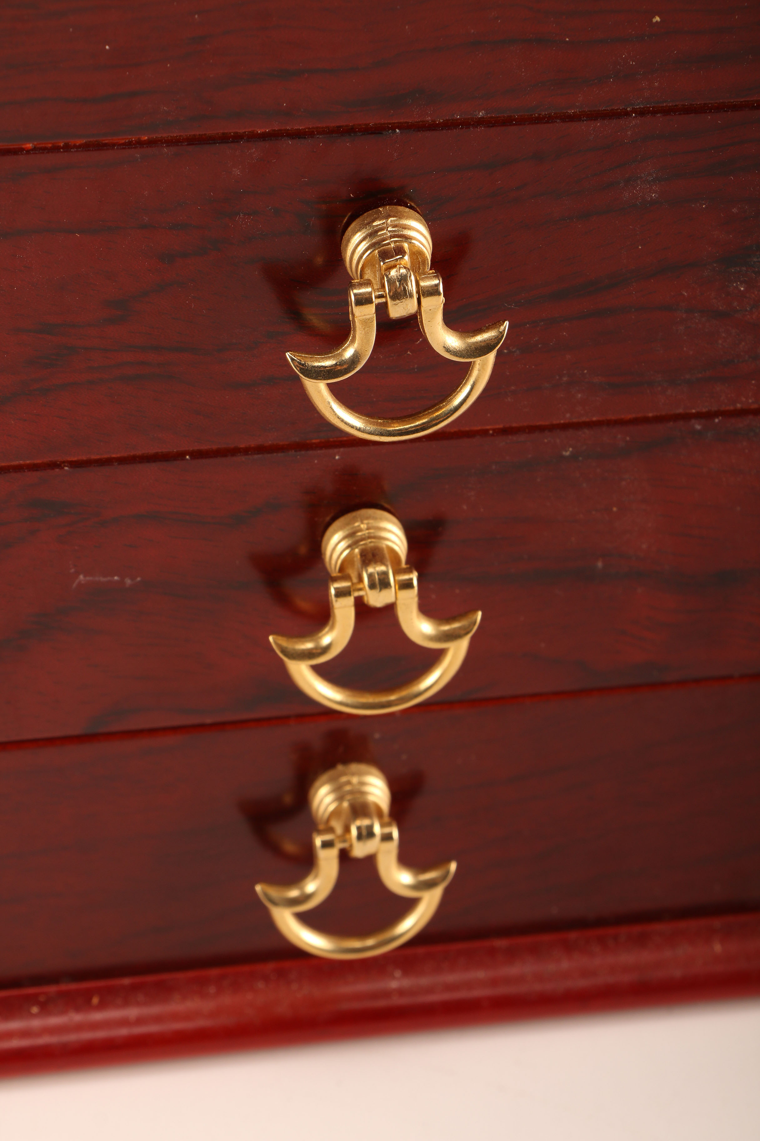 Thompson and Co. Electronic Cherry Wood Humidor