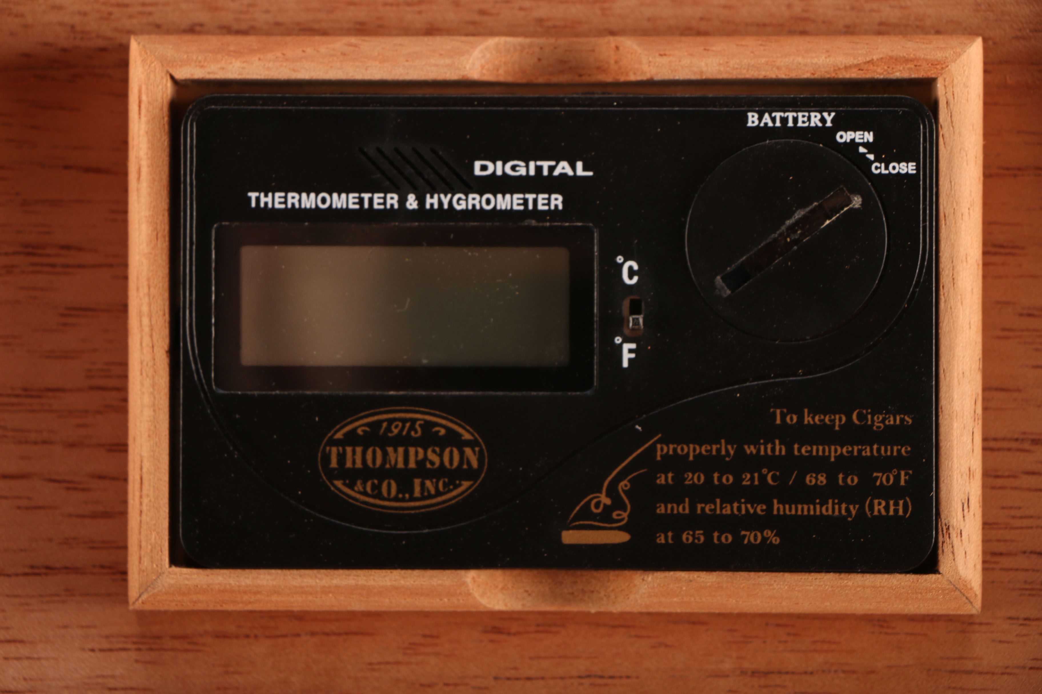 Thompson and Co. Electronic Cherry Wood Humidor